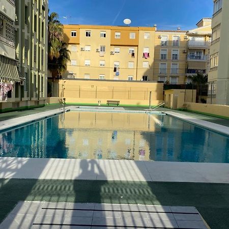 Apartamento Amplio Piso En Centro De Torre Del Mar Exterior foto